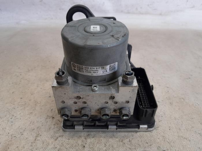 Begagnade ABS-pump Volkswagen Golf VII (AUA) 1.5 TGI Evo 16V Pris € 141,75 Marginaltabell erbjuds av Reclycar De Boer BV