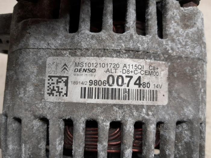 Dynamo d'un Peugeot 208 I (CA/CC/CK/CL) 1.2 Vti 12V PureTech 82 2014