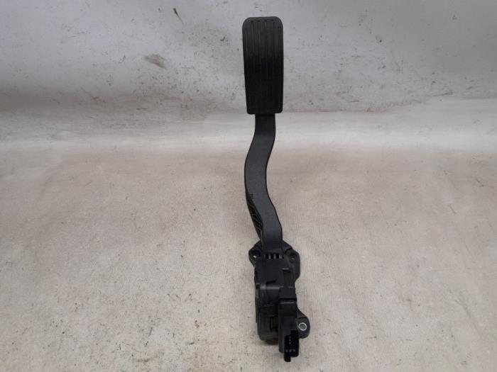 Begagnade Gaspedalsensor Peugeot 208 I (CA/CC/CK/CL) 1.2 Vti 12V PureTech 82 Pris € 26,25 Marginaltabell erbjuds av Reclycar De Boer BV