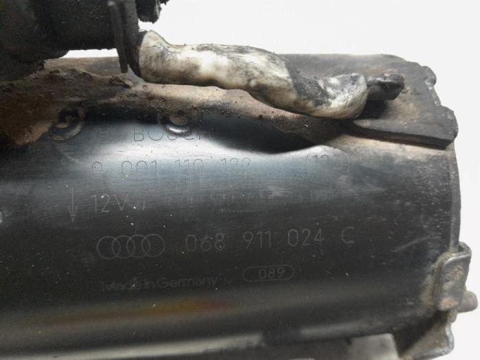 Anlasser van een Volkswagen Passat (3B3) 1.9 TDI 130 2003