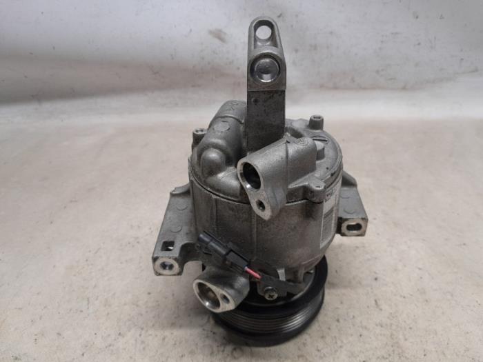 Gebrauchte Klimapumpe Renault Twingo III (AH) 1.0 SCe 70 12V Preis € 78,75 Margenregelung angeboten von Reclycar De Boer BV