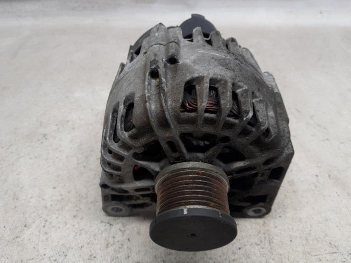Gebrauchte Dynamo Renault Scénic III (JZ) 1.2 16V TCe 115 Energy Preis € 63,00 Margenregelung angeboten von Reclycar De Boer BV
