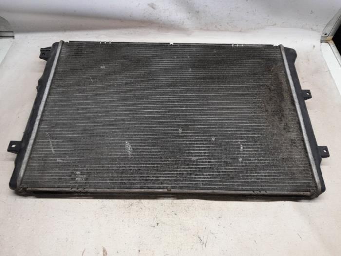 Kühler van een Seat Alhambra (7N) 2.0 TDI 16V 2010