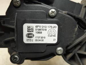 Gaspedalposition Sensor van een Fiat Tipo (356S) 1.4 16V 2016