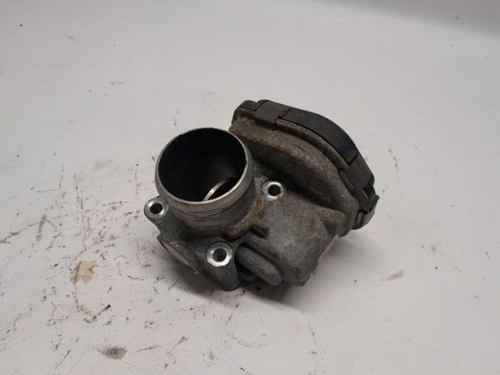 Gebrauchte Drosselklappengehäuse Ford Mondeo IV Wagon 1.6 TDCi 16V Preis € 26,25 Margenregelung angeboten von Reclycar De Boer BV