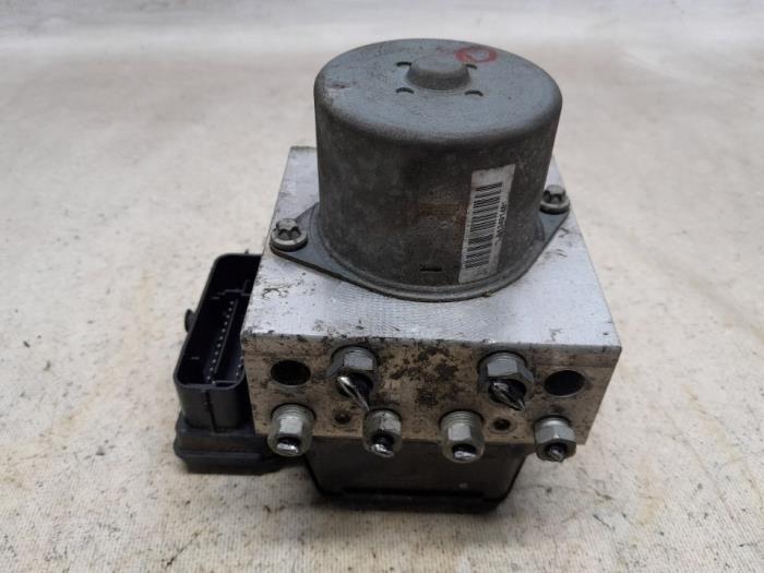 Usagé Bloc ABS Ford Mondeo IV Wagon 2.3 16V Prix € 36,75 Règlement à la marge proposé par Reclycar De Boer BV