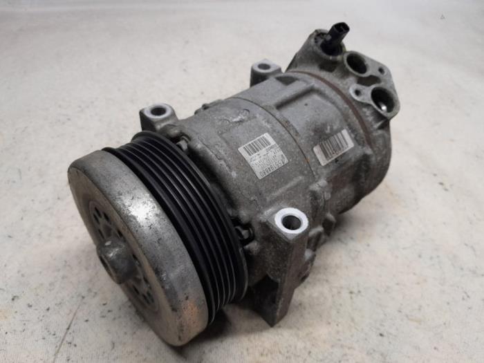 Gebrauchte Klimapumpe Fiat Grande Punto (199) 1.4 16V Preis € 52,50 Margenregelung angeboten von Reclycar De Boer BV