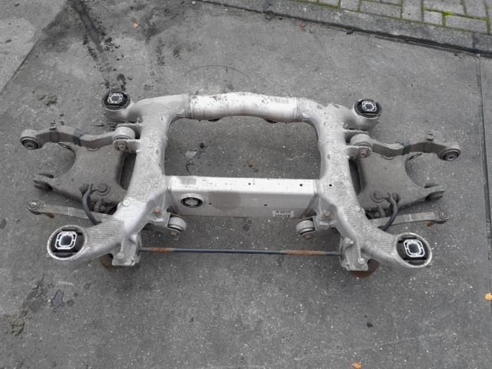 Begagnade Underram BMW 5 serie (F10) 528i 16V Pris € 78,75 Marginaltabell erbjuds av Reclycar De Boer BV