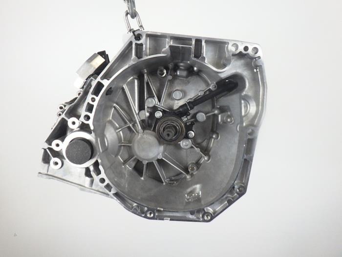 Usagé Boîte de vitesse Nissan Qashqai (J12) 1.3 DIG-T 140 16V Prix € 1.312,50 Règlement à la marge proposé par Reclycar De Boer BV