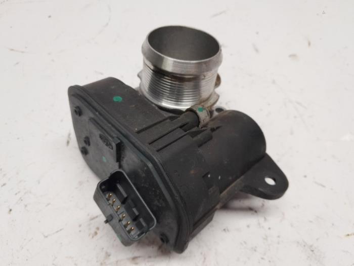 Gebrauchte Drosselklappengehäuse Citroen C3 (SX/SW) 1.2 12V e-THP PureTech 110 Preis € 42,00 Margenregelung angeboten von Reclycar De Boer BV