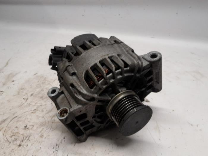 Begagnade Dynamo Peugeot 308 (4A/C) 1.6 16V THP Autom. Pris € 52,50 Marginaltabell erbjuds av Reclycar De Boer BV
