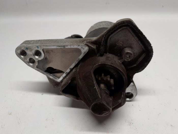 Begagnade Startmotor Renault Captur I (2R) 0.9 Energy TCE 12V Pris € 31,50 Marginaltabell erbjuds av Reclycar De Boer BV