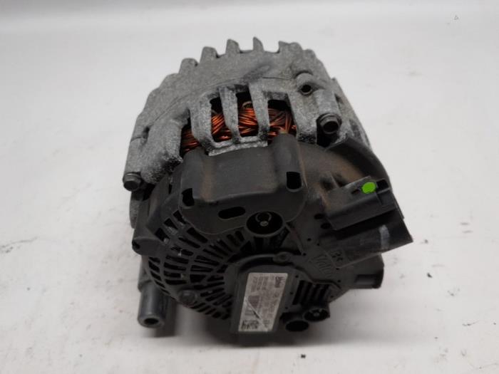 Dynamo van een Citroën Jumpy (G9) 2.0 HDiF 16V 125 2014