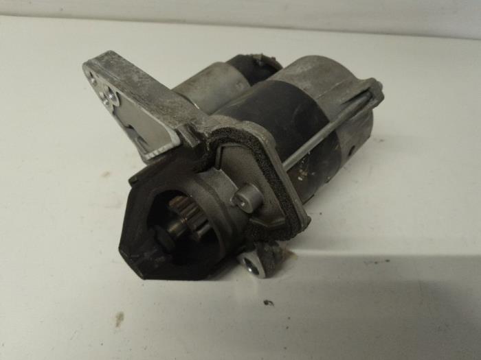 Begagnade Startmotor Renault Clio IV (5R) 0.9 Energy TCE 90 12V Pris € 26,25 Marginaltabell erbjuds av Reclycar De Boer BV