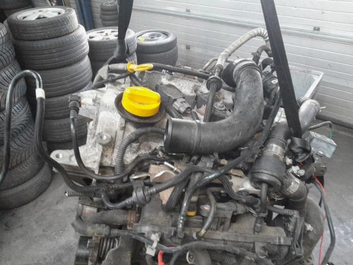 Motor van een Renault Clio IV Estate/Grandtour (7R) 0.9 Energy TCE 12V 2014