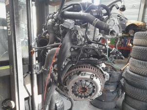 Motor van een Renault Clio IV Estate/Grandtour (7R) 0.9 Energy TCE 12V 2014