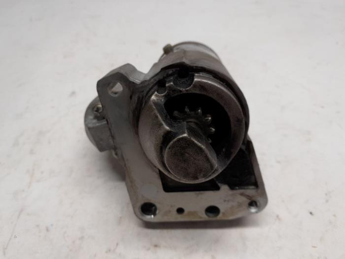 Begagnade Startmotor Peugeot 308 (4A/C) 1.6 VTI 16V Pris € 26,25 Marginaltabell erbjuds av Reclycar De Boer BV