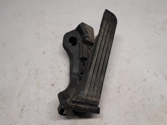 Begagnade Gaspedalsensor Volkswagen Tiguan (5N1/2) 2.0 TDI 16V 4Motion Pris € 31,50 Marginaltabell erbjuds av Reclycar De Boer BV