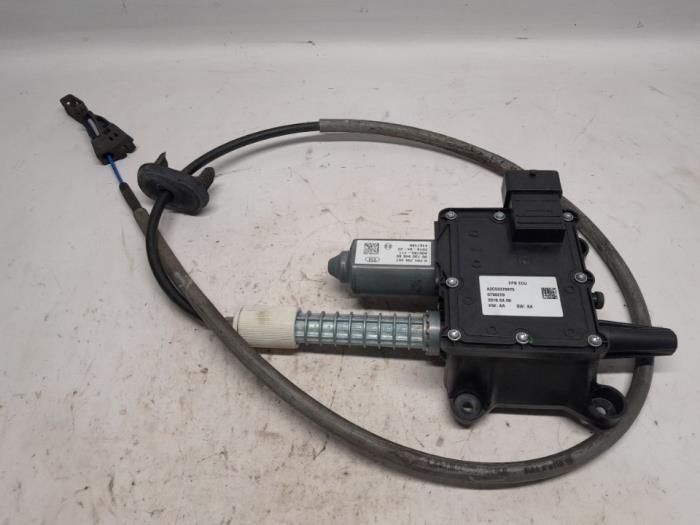 Gebrauchte Handbremse Motor Peugeot 3008 I (0U/HU) 1.2 e-THP PureTech 130 Preis € 208,95 Margenregelung angeboten von Reclycar De Boer BV