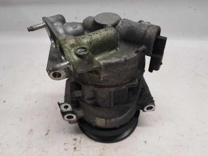 Gebrauchte Klimapumpe Peugeot 308 (4A/C) 1.6 VTI 16V Preis € 157,50 Margenregelung angeboten von Reclycar De Boer BV