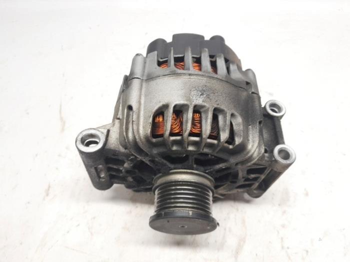 Begagnade Dynamo Peugeot 308 (4A/C) 1.6 VTI 16V Pris € 47,25 Marginaltabell erbjuds av Reclycar De Boer BV