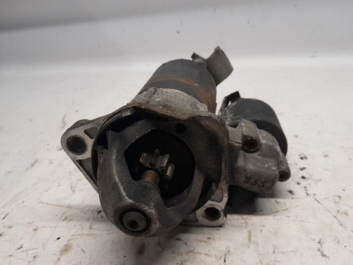 Used Starter Volkswagen Passat (3B3) 2.0 Price € 26,25 Margin scheme offered by Reclycar De Boer BV