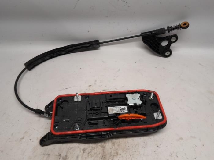 Used Gearbox shift cable Skoda Octavia Combi (NXAC) 2.0 TDI GreenTec 16V Price € 183,75 Margin scheme offered by Reclycar De Boer BV