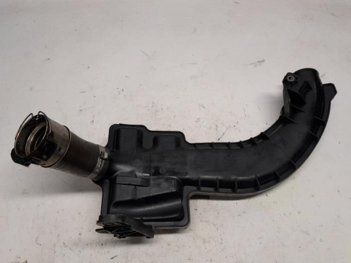 Gebrauchte Intercooler Rohr Renault Megane III Berline (BZ) 1.4 16V TCe 130 Preis € 78,75 Margenregelung angeboten von Reclycar De Boer BV