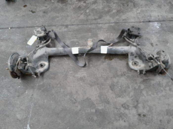 Gebrauchte Hinterachse Vorderradantrieb Fiat Tipo (356H/357H) 1.6 D Multijet II 16V Preis € 78,75 Margenregelung angeboten von Reclycar De Boer BV