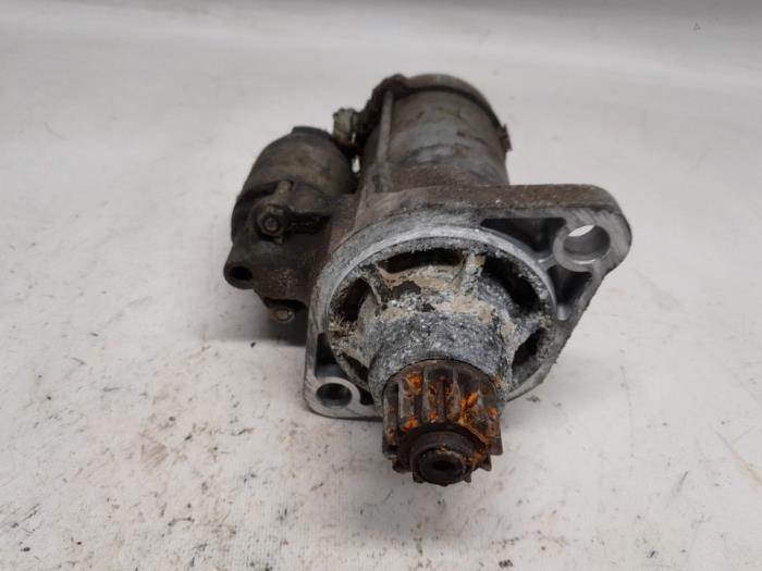 Begagnade Startmotor Volkswagen Golf VI (5K1) 1.2 TSI BlueMotion Pris € 18,90 Marginaltabell erbjuds av Reclycar De Boer BV