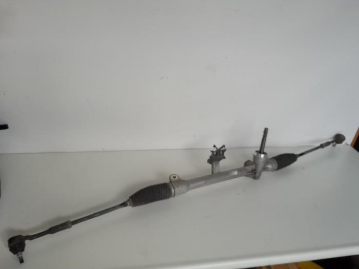 Begagnade Servostyrningsbox Fiat Tipo (356W/357W) Pris € 210,00 Marginaltabell erbjuds av Reclycar De Boer BV