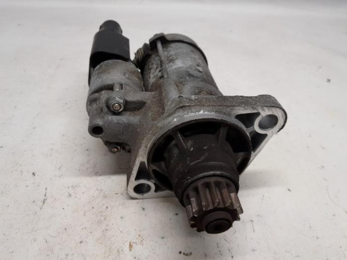 Begagnade Startmotor Volkswagen Golf VII (AUA) 1.2 TSI 16V Pris € 23,10 Marginaltabell erbjuds av Reclycar De Boer BV
