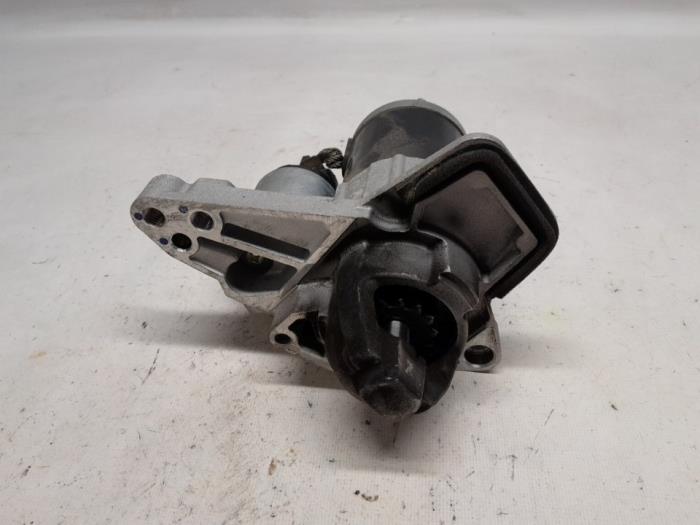 Gebrauchte Anlasser Renault Clio IV (5R) 0.9 Energy TCE 90 12V Preis € 31,50 Margenregelung angeboten von Reclycar De Boer BV