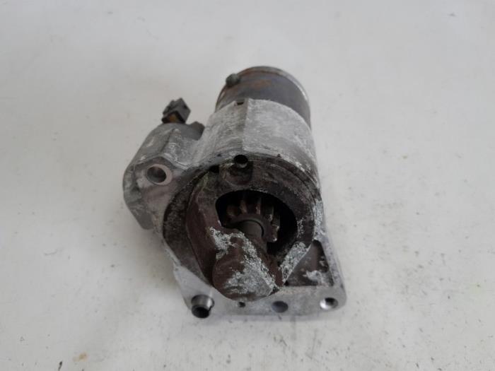 Gebrauchte Anlasser Peugeot 207/207+ (WA/WC/WM) 1.4 16V VTi Preis € 31,50 Margenregelung angeboten von Reclycar De Boer BV