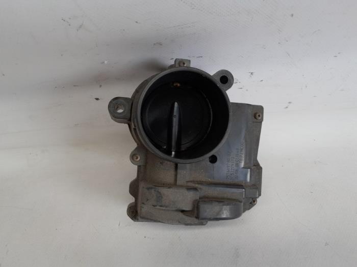 Gebrauchte Drosselklappengehäuse Peugeot 207/207+ (WA/WC/WM) 1.4 16V VTi Preis € 42,00 Margenregelung angeboten von Reclycar De Boer BV