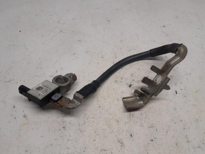 Begagnade Batterisensor Volkswagen Golf VII (AUA) 1.2 TSI 16V Pris € 26,25 Marginaltabell erbjuds av Reclycar De Boer BV