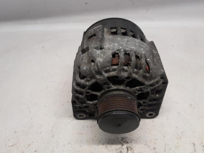 Begagnade Dynamo Renault Kangoo Express (FC) 1.5 dCi 65 Pris € 46,20 Marginaltabell erbjuds av Reclycar De Boer BV