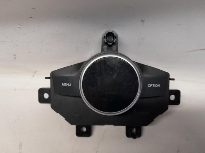 Used On-board computer controller Alfa Romeo Stelvio (949) 2.0 T 16V Q4 Price € 26,25 Margin scheme offered by Reclycar De Boer BV
