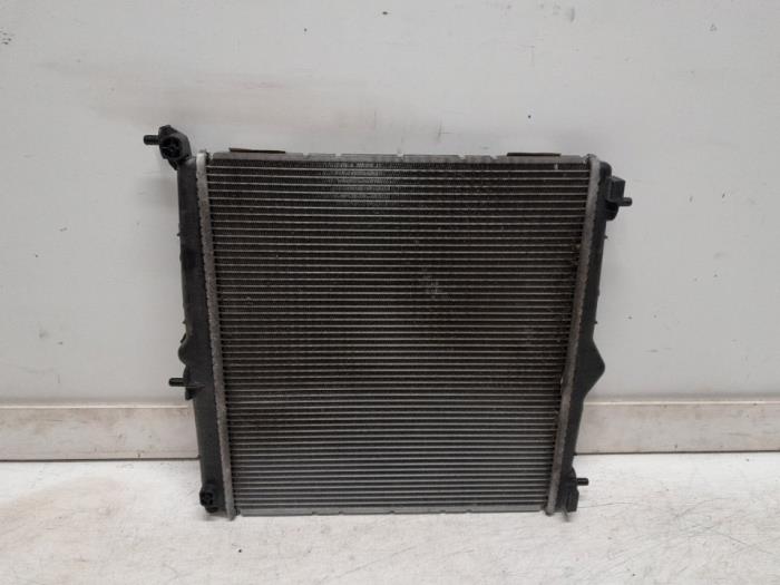 Gebrauchte Kühler Peugeot 208 II (UB/UH/UP) 1.2 Vti 12V PureTech 75 Preis € 89,25 Margenregelung angeboten von Reclycar De Boer BV