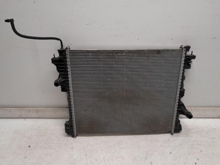 Used Radiator Alfa Romeo Stelvio (949) 2.0 T 16V Q4 Price € 78,75 Margin scheme offered by Reclycar De Boer BV
