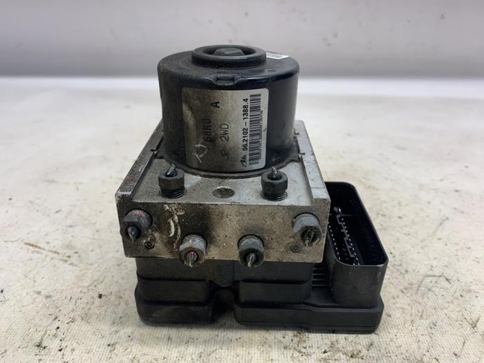 Gebrauchte ABS Pumpe Nissan Pixo (D31S) 1.0 12V Preis € 52,50 Margenregelung angeboten von Reclycar De Boer BV