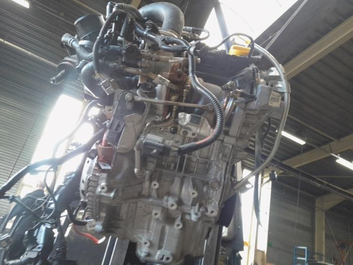 Engine from a Dacia Sandero III 1.0 TCe 100 12V ECO-G 2023