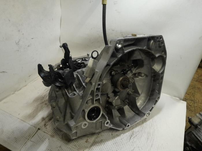 Used Gearbox Dacia Sandero III 1.0 TCe 100 12V ECO-G Price € 630,00 Margin scheme offered by Reclycar De Boer BV