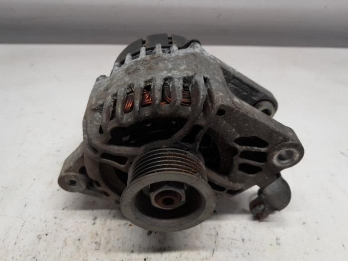 Begagnade Dynamo Citroen C1 1.0 12V Pris € 36,75 Marginaltabell erbjuds av Reclycar De Boer BV