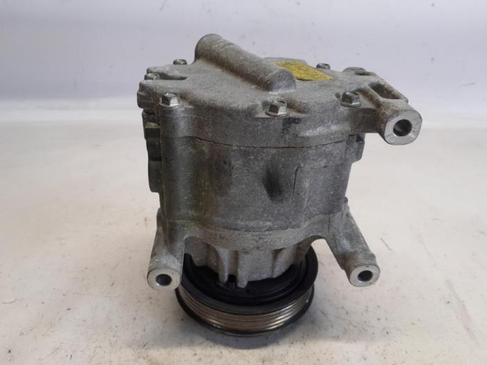 Usagé Pompe clim Fiat Panda (169) 1.1 Fire Prix € 47,25 Règlement à la marge proposé par Reclycar De Boer BV