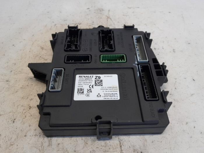 Used Body control computer Renault Symbioz (RJB) 1.6 E-Tech Full Hybrid 145 Price € 115,50 Margin scheme offered by Reclycar De Boer BV