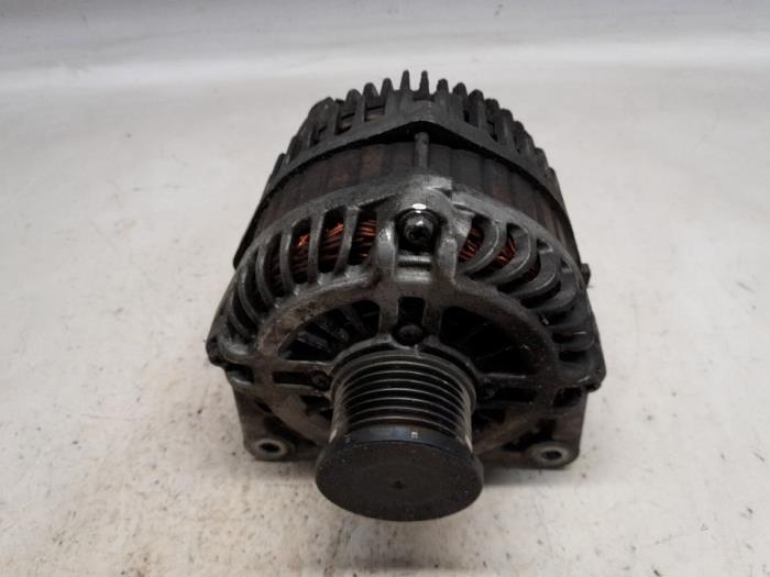 Gebrauchte Dynamo Nissan Qashqai (J10) 2.0 dCi 4x4 Preis € 33,60 Margenregelung angeboten von Reclycar De Boer BV