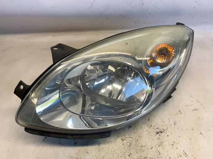 Gebrauchte Scheinwerfer links Renault Twingo II (CN) 1.2 Preis € 52,50 Margenregelung angeboten von Reclycar De Boer BV