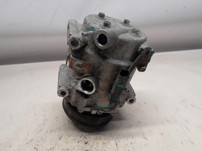 Usagé Compresseur de clim Opel Corsa F (UB/UH/UP) 1.2 Turbo 12V 100 Prix € 143,85 Règlement à la marge proposé par Reclycar De Boer BV