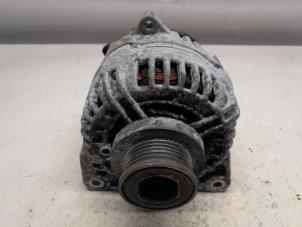 Dynamo van een Renault Modus/Grand Modus (JP) 1.6 16V 2005